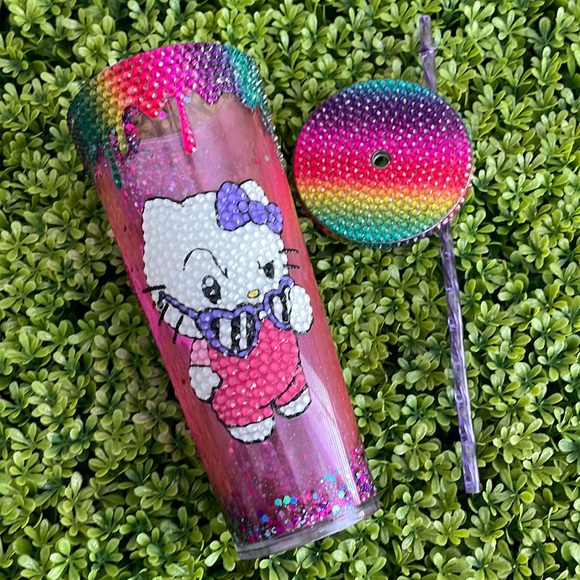 Accessories - Snowglobe Hello Kitty cup